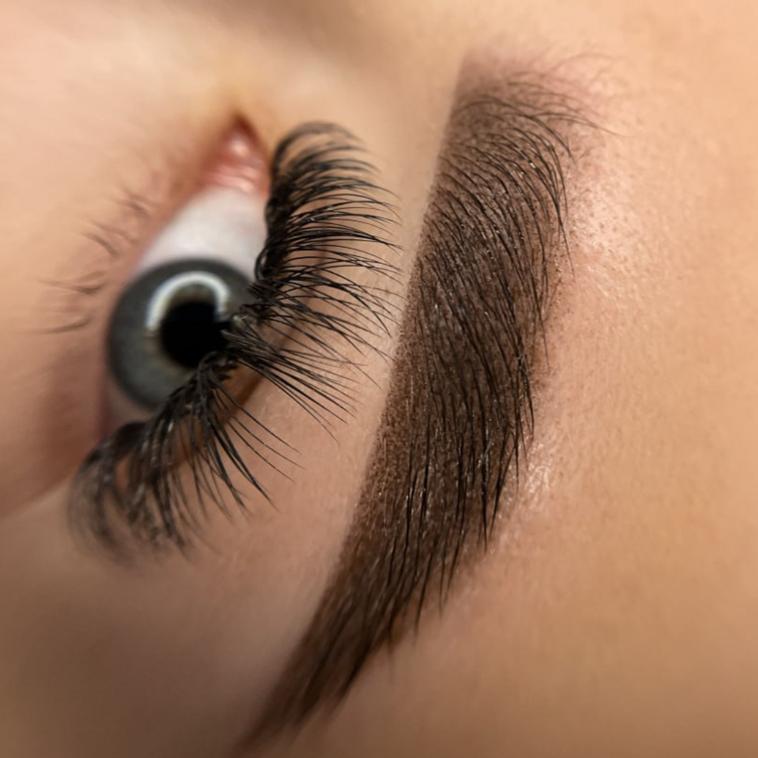 Kombi Brows with Hair Strokes